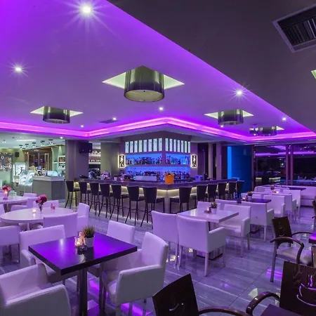Stork Design Resort *