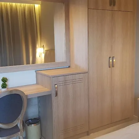 Stork Design * エピダウロス