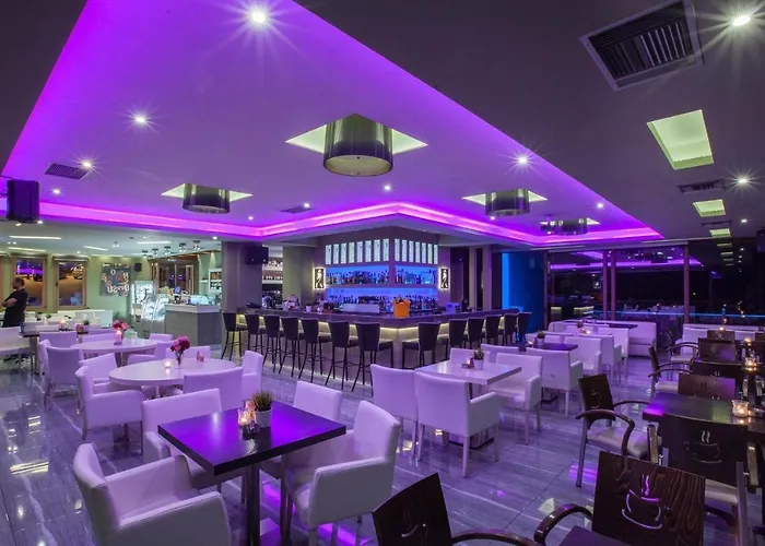 Stork Design Resort *