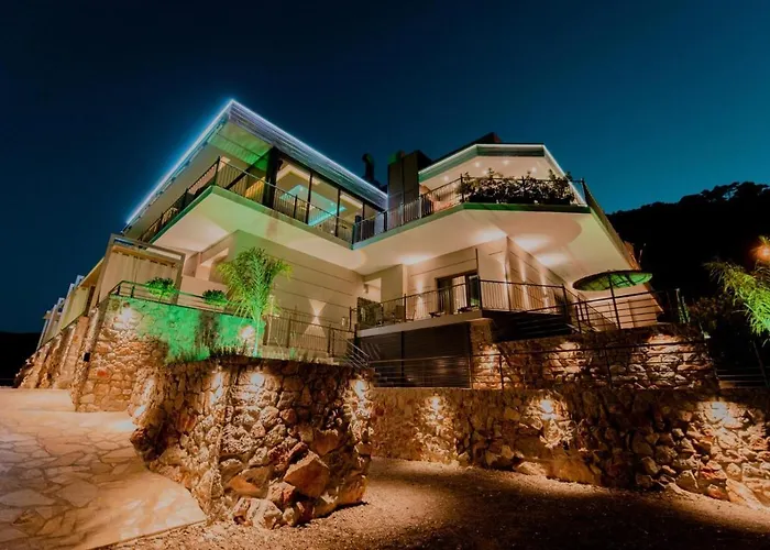 Resort Stork Design *