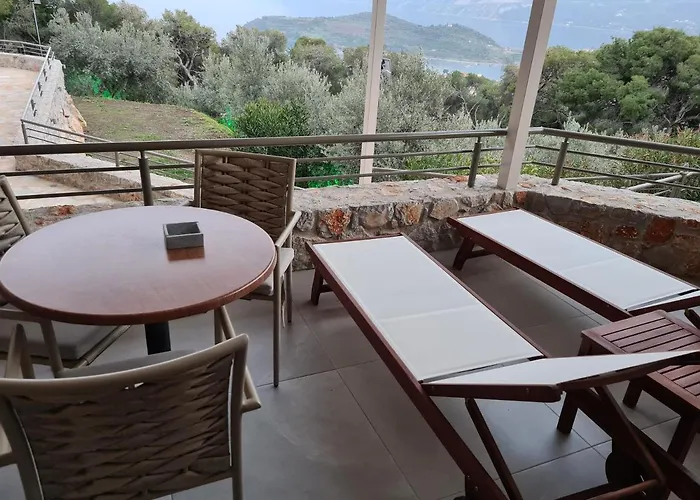 Resort Stork Design Epidaurus