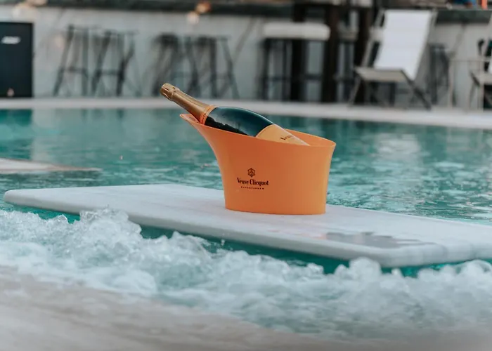 Üdülőközpont Stork Design *